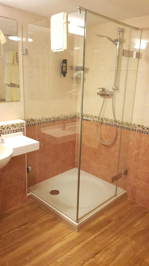 Villa Viktoria 1 - Apartments - City Center インゴルシュタット エクステリア 写真